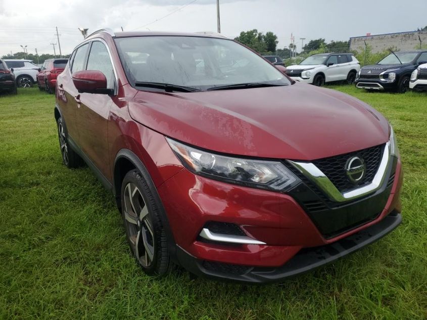 2022 NISSAN ROGUE SPORT SL