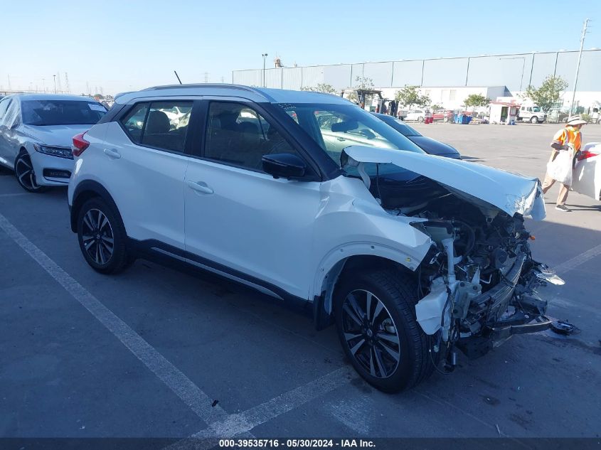 2019 NISSAN KICKS SR