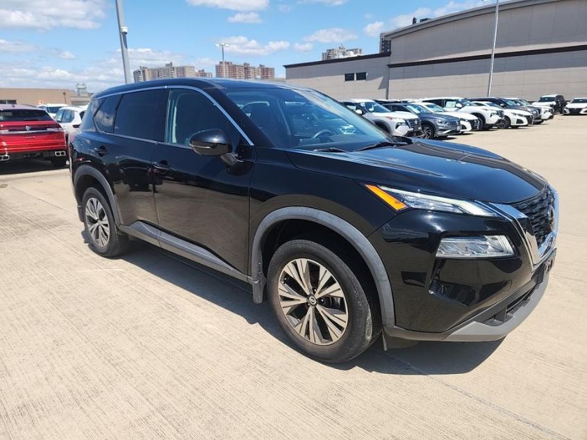 2021 NISSAN ROGUE SV