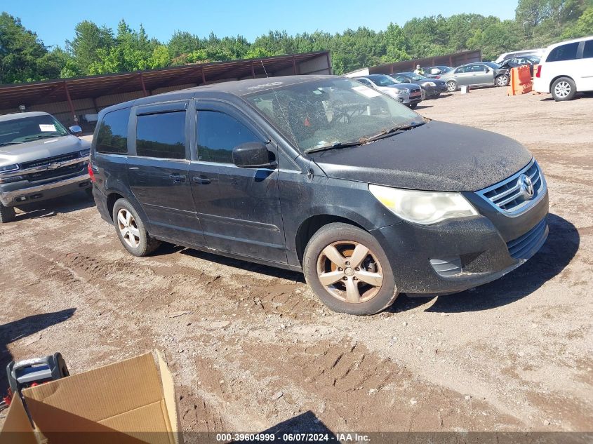 2010 VOLKSWAGEN ROUTAN SE