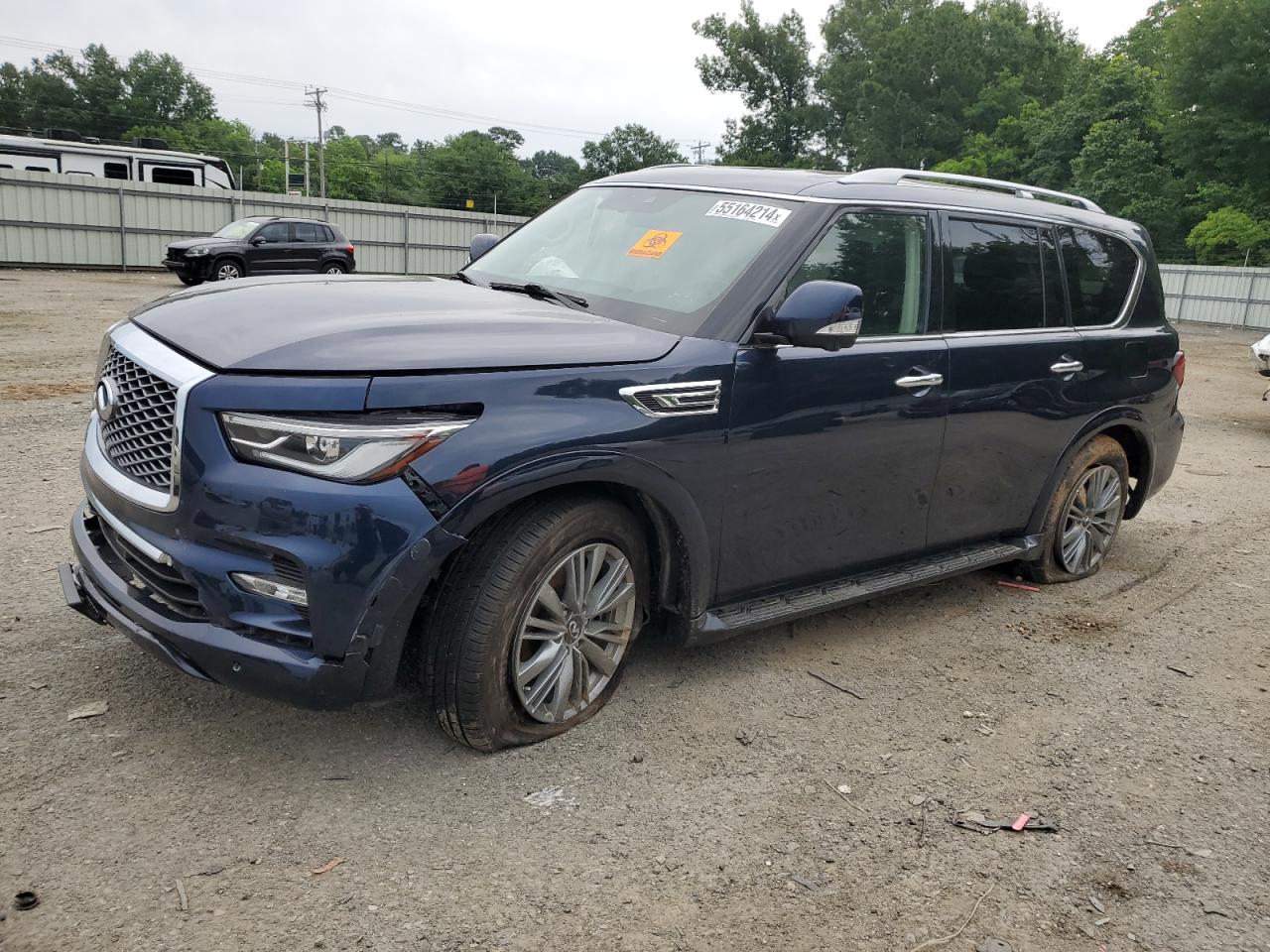 2021 INFINITI QX80 LUXE