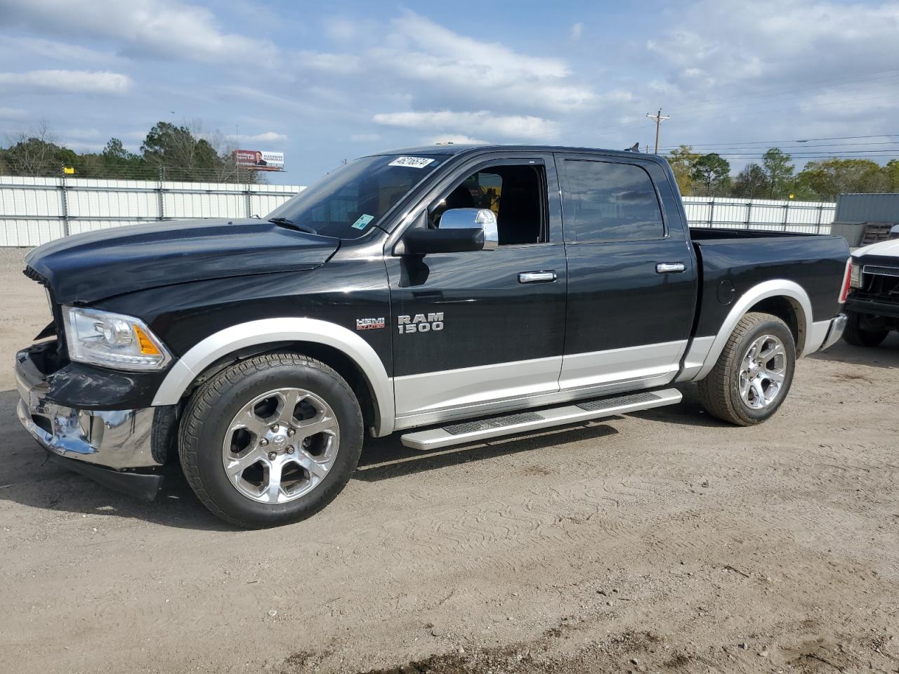 2013 RAM 1500 LARAMIE