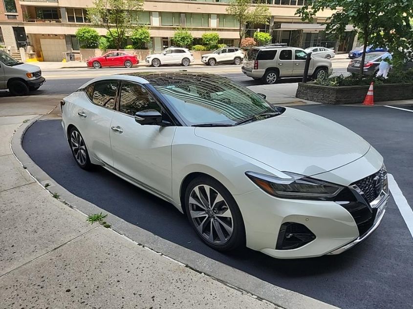 2022 NISSAN MAXIMA PLATINUM