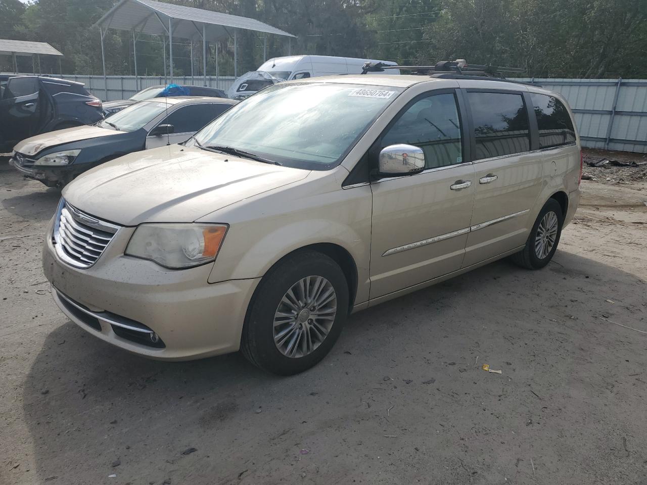 2013 CHRYSLER TOWN & COUNTRY TOURING L