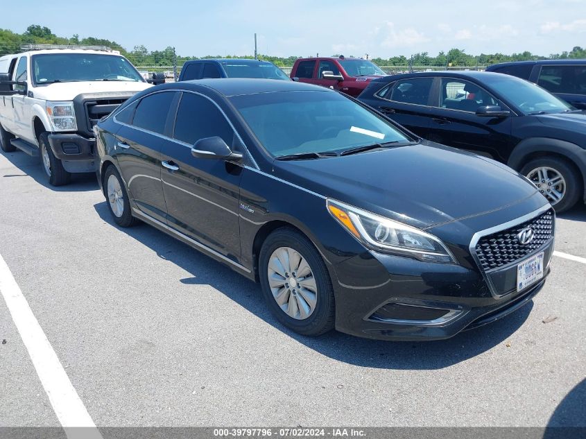 2016 HYUNDAI SONATA HYBRID SE