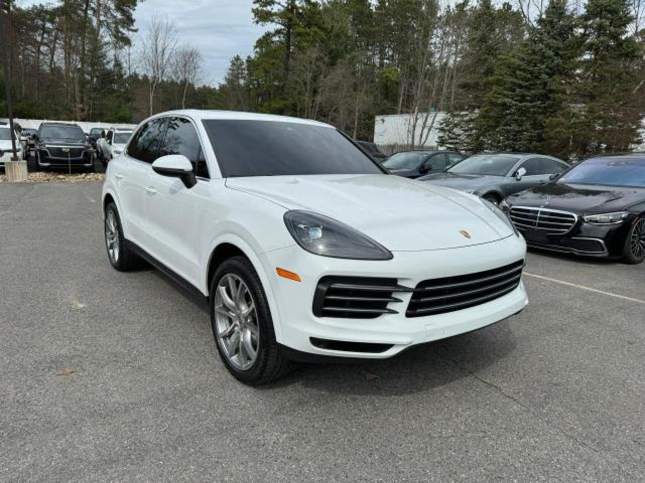 2019 PORSCHE CAYENNE