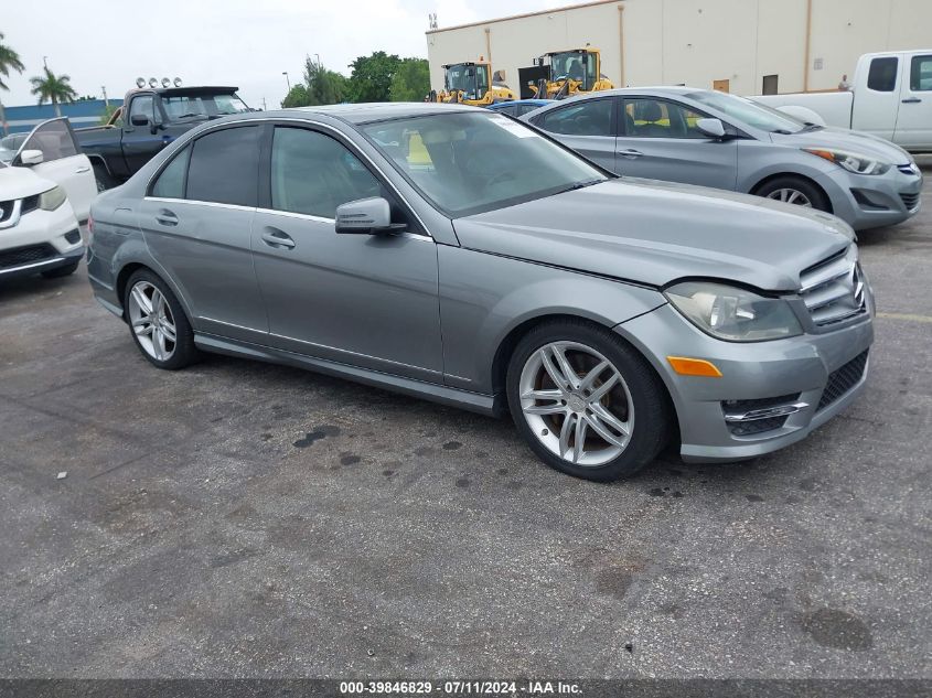 2013 MERCEDES-BENZ C 300 LUXURY 4MATIC/SPORT 4MATIC