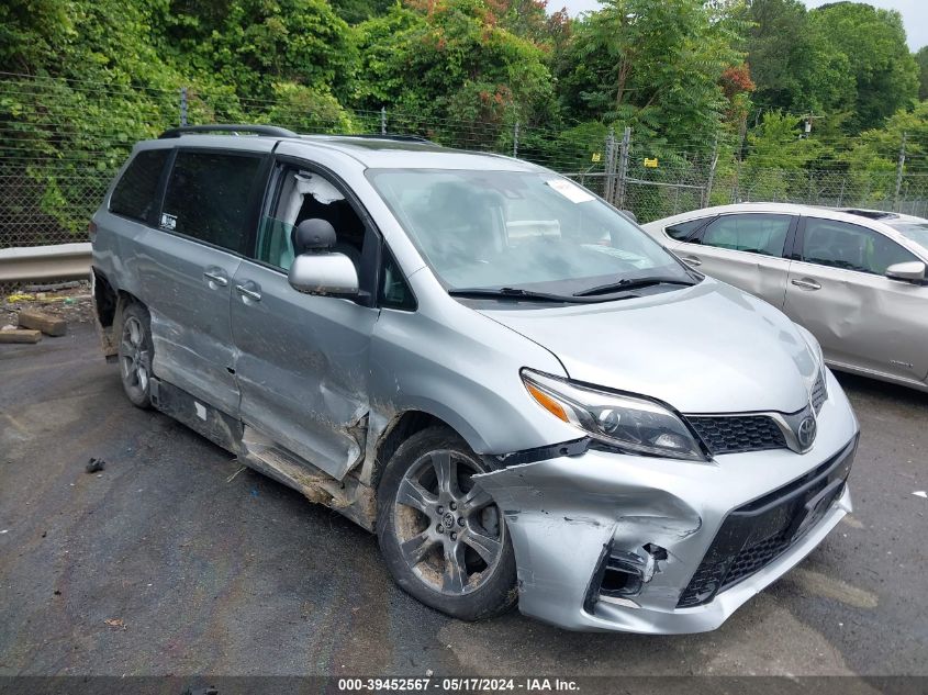 2019 TOYOTA SIENNA SE 8-PASSENGER