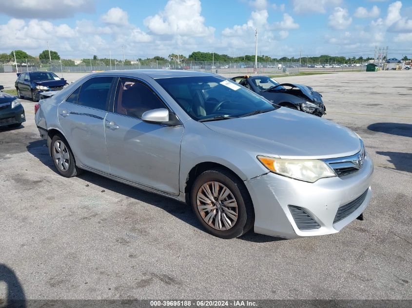 2014 TOYOTA CAMRY LE