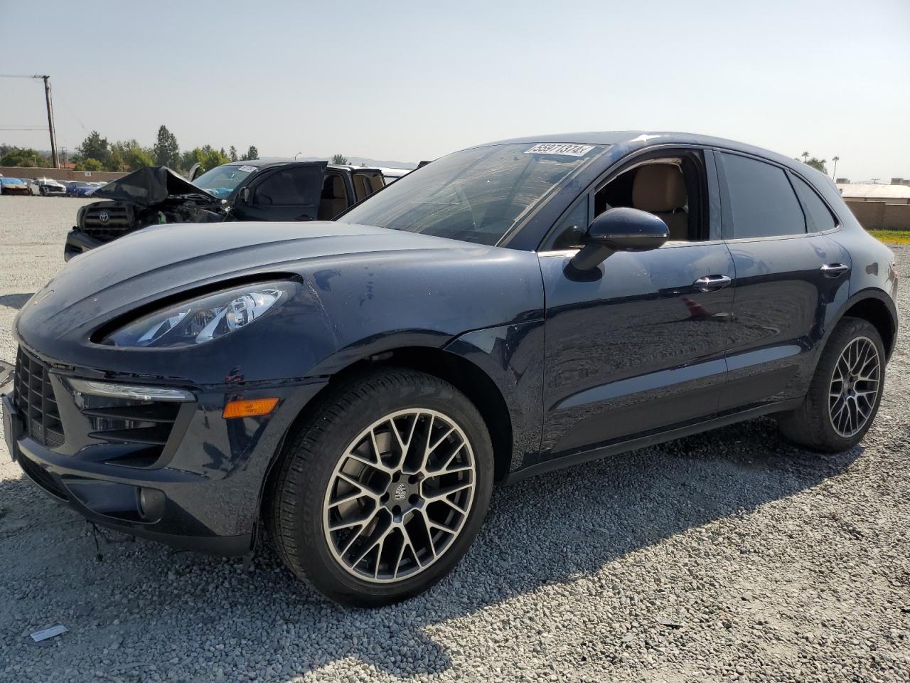 2018 PORSCHE MACAN