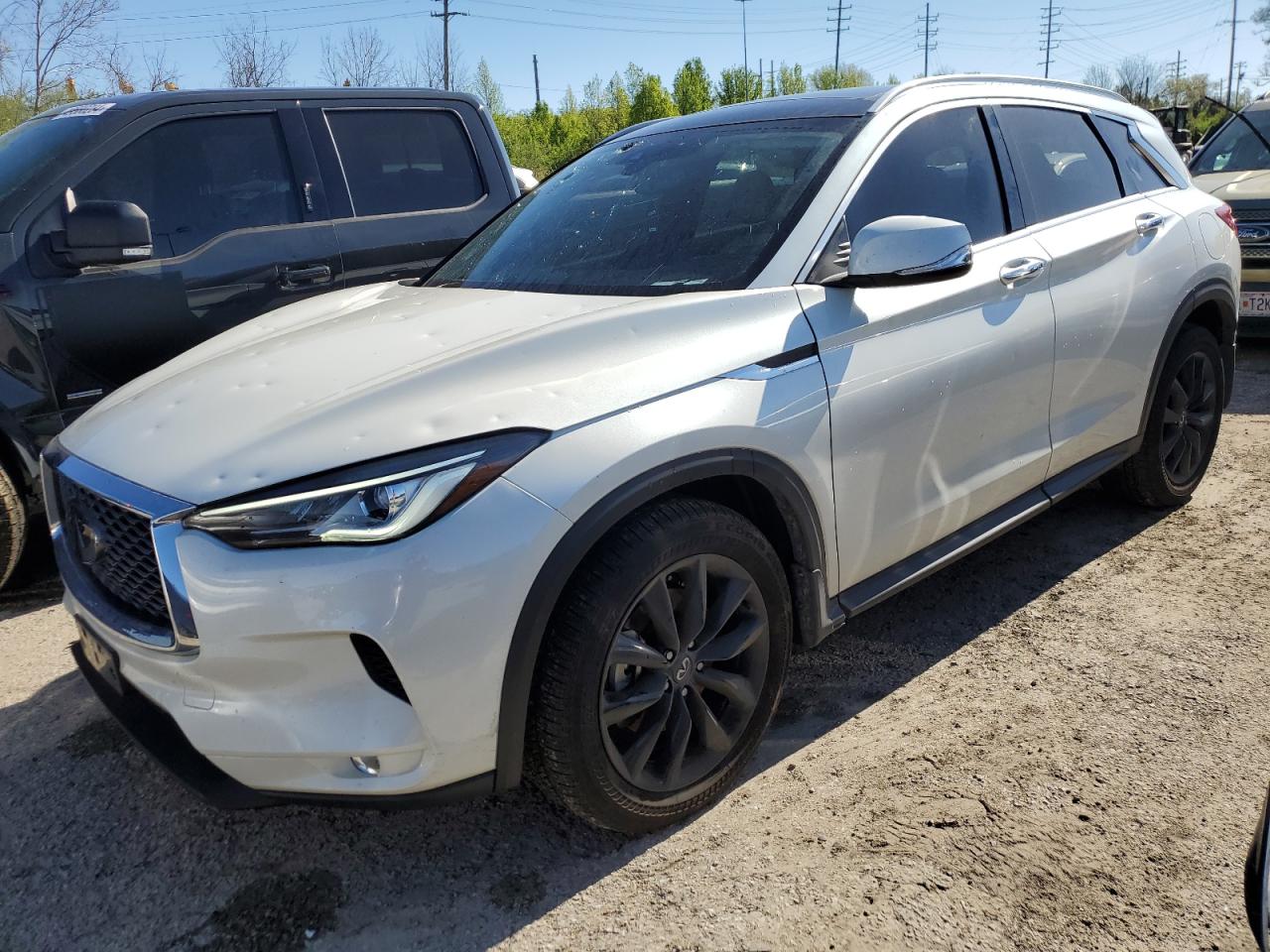 2022 INFINITI QX50 LUXE