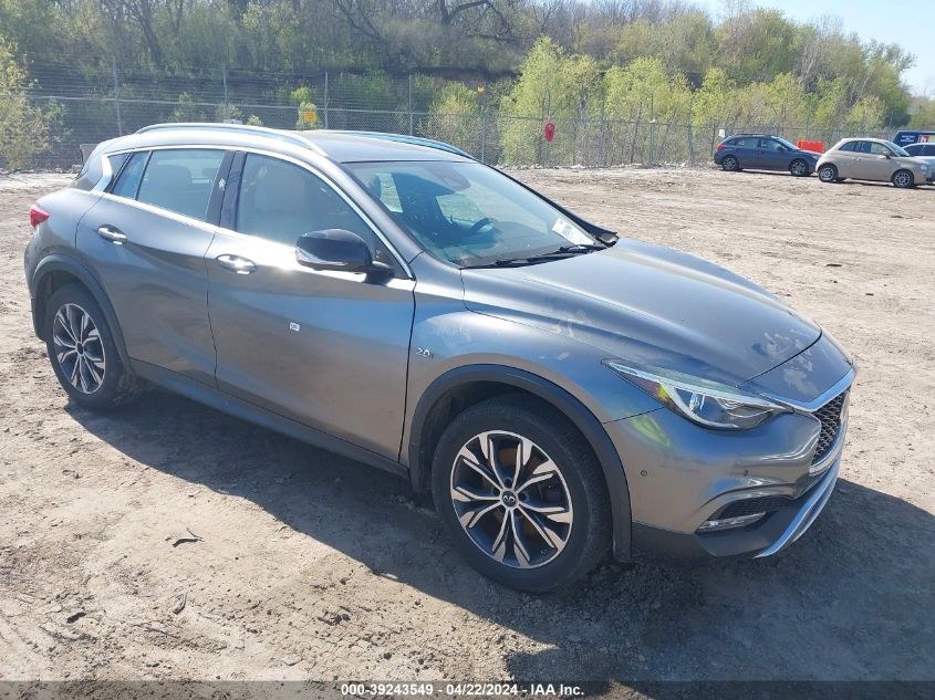 2017 INFINITI QX30 PREMIUM