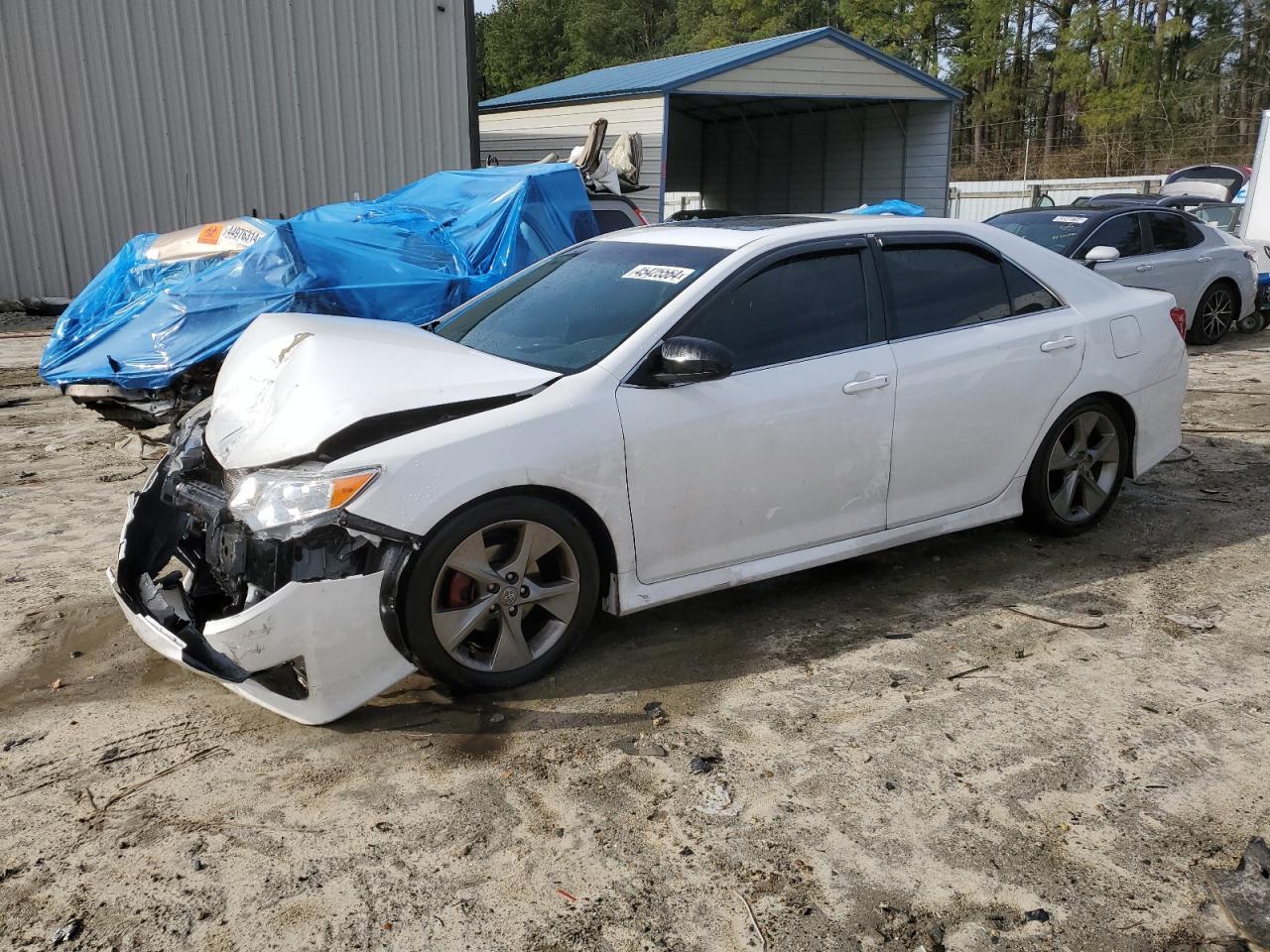 2014 TOYOTA CAMRY SE