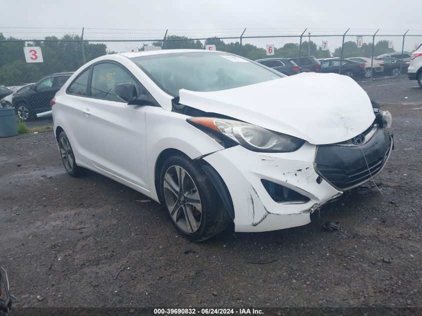 2013 HYUNDAI ELANTRA SE