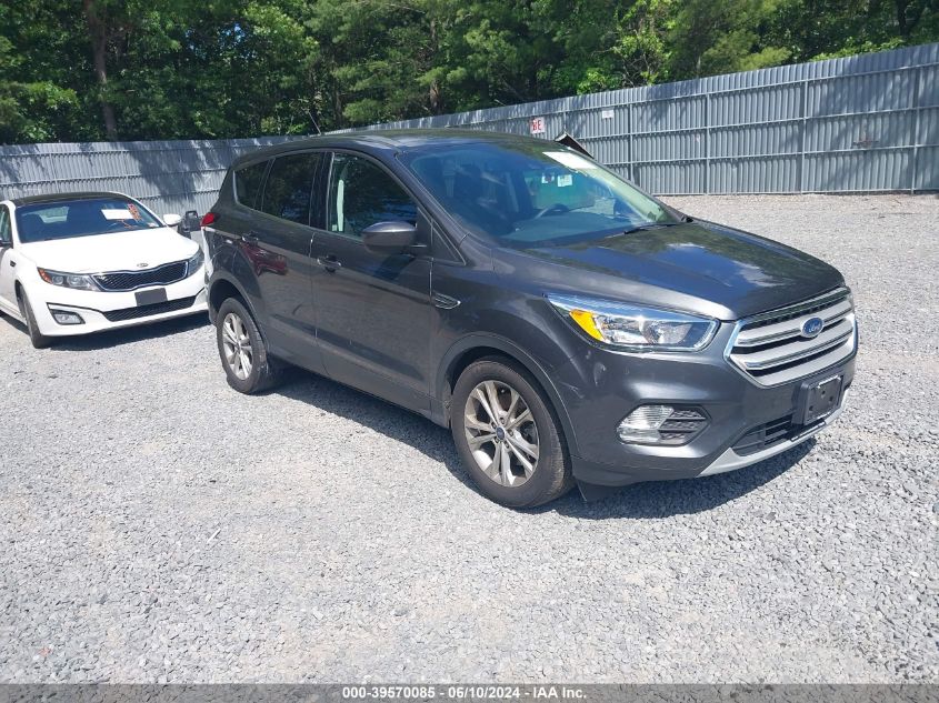 2019 FORD ESCAPE SE