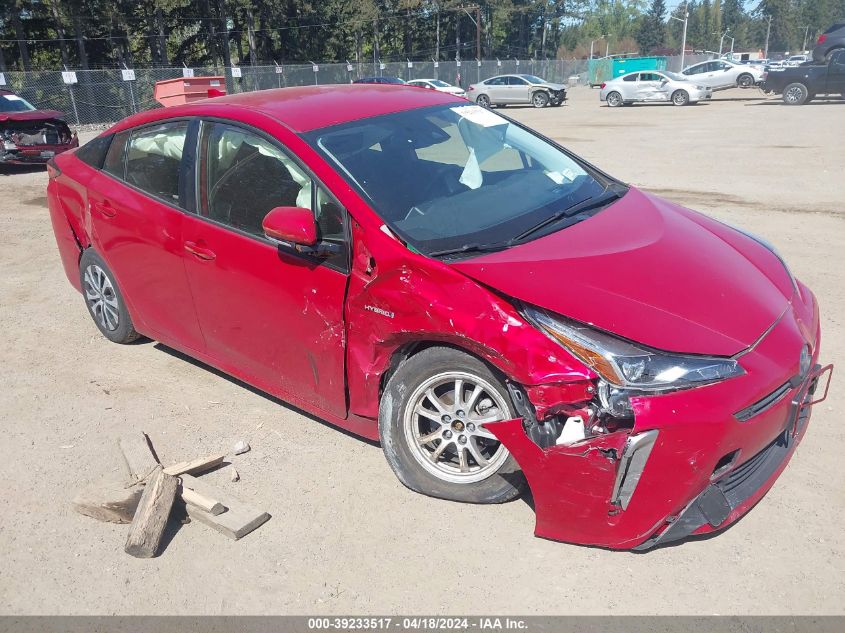 2019 TOYOTA PRIUS XLE