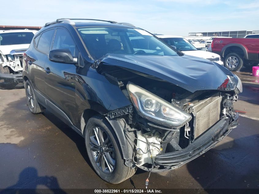 2015 HYUNDAI TUCSON SE