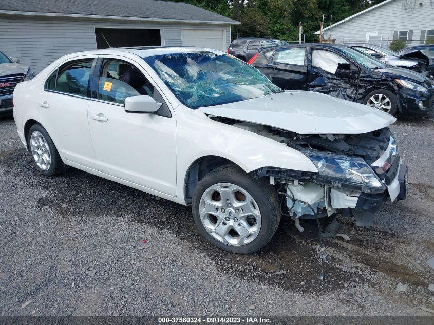 2011 FORD FUSION SE