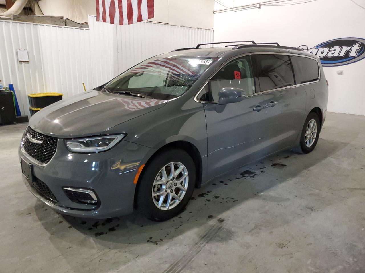 2022 CHRYSLER PACIFICA TOURING L