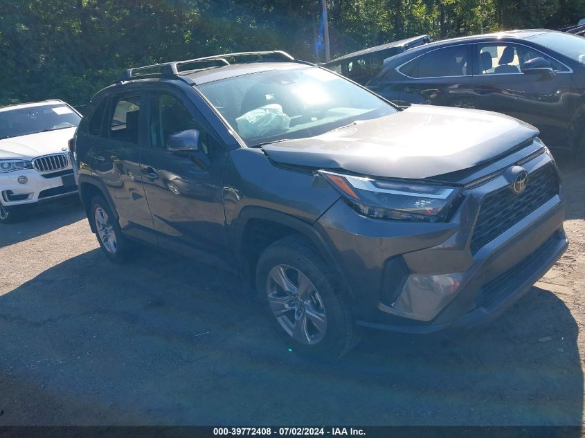 2022 TOYOTA RAV4 XLE/XLE PREMIUM