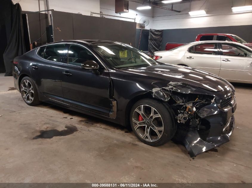 2019 KIA STINGER GT2