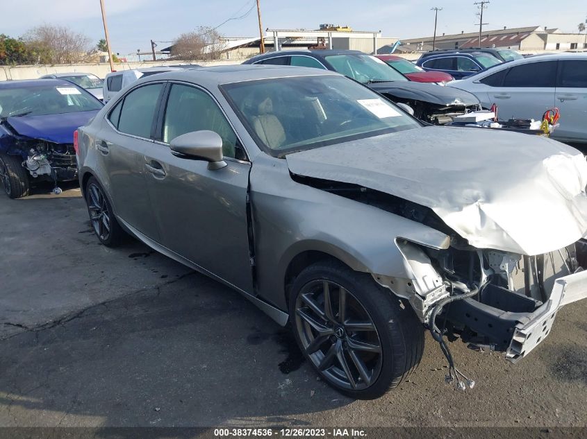 2019 LEXUS IS 300