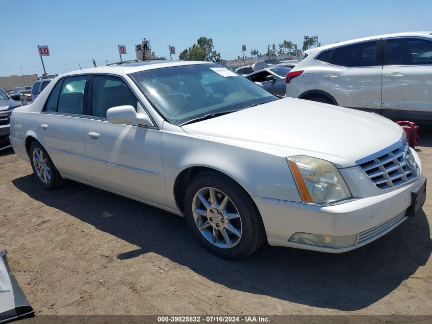 2011 CADILLAC DTS LUXURY COLLECTION