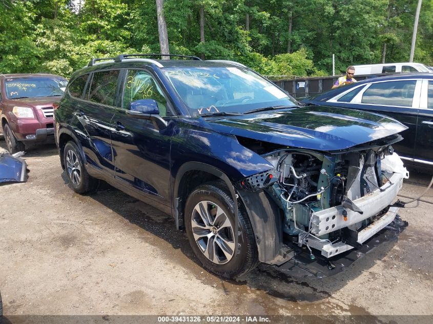 2024 TOYOTA HIGHLANDER XLE