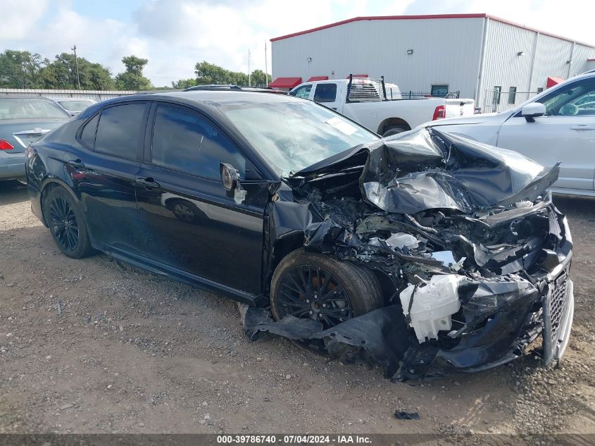 2022 TOYOTA CAMRY SE NIGHTSHADE SPECIAL AWD