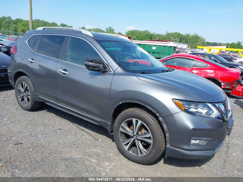 2017 NISSAN ROGUE SL