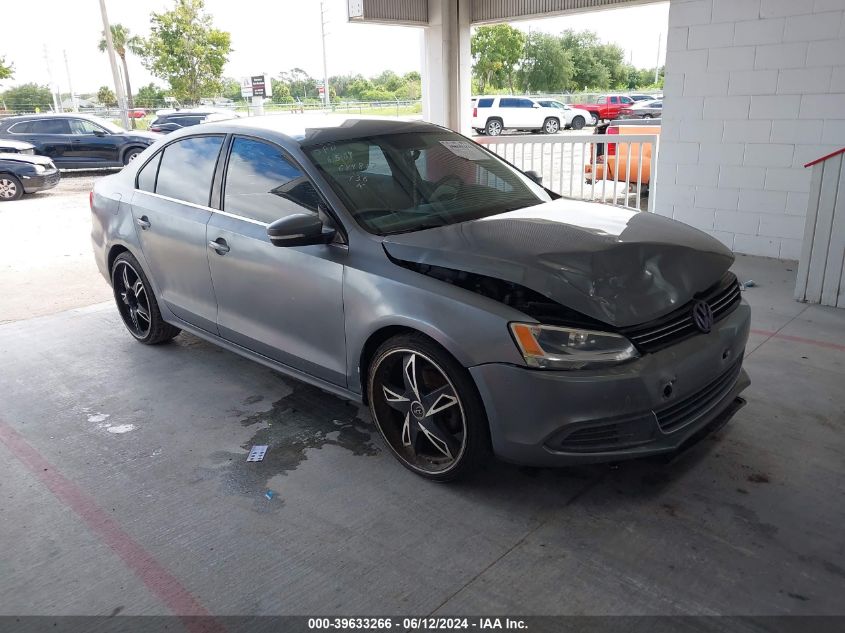 2013 VOLKSWAGEN JETTA 2.5L SE