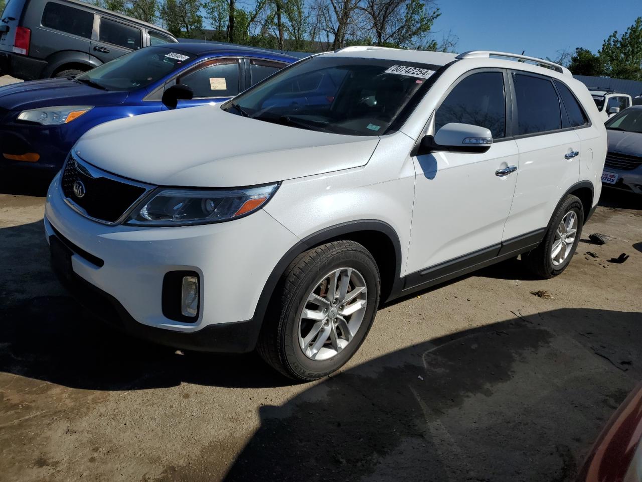 2014 KIA SORENTO LX