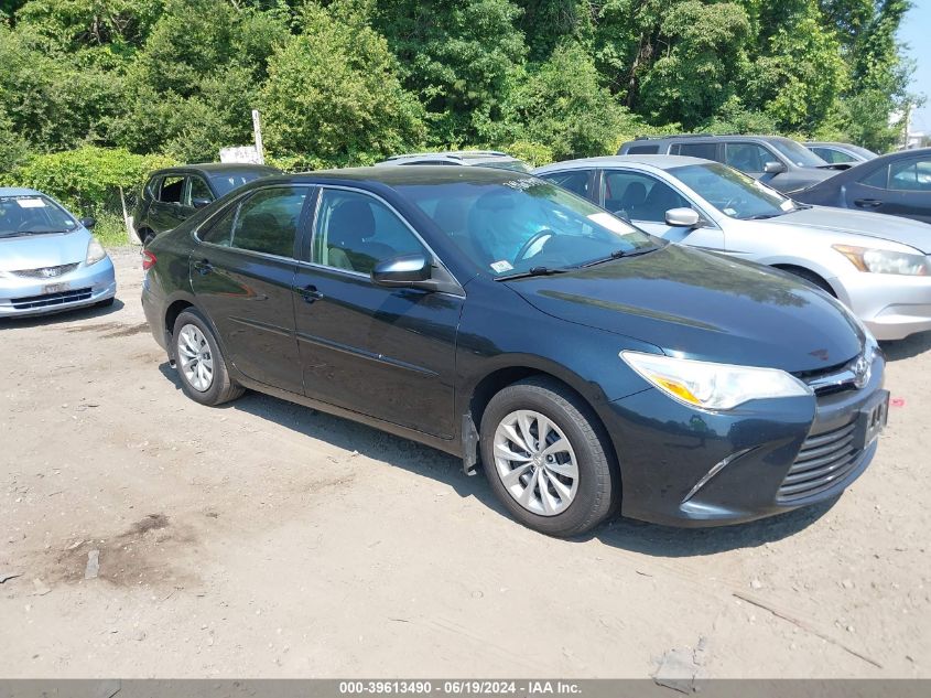 2016 TOYOTA CAMRY LE