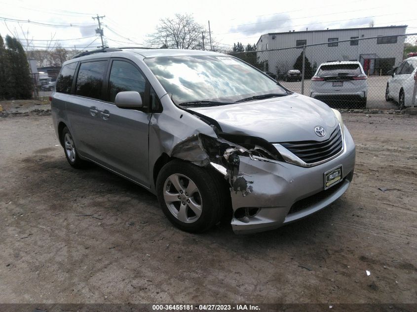 2012 TOYOTA SIENNA LE V6 8 PASSENGER