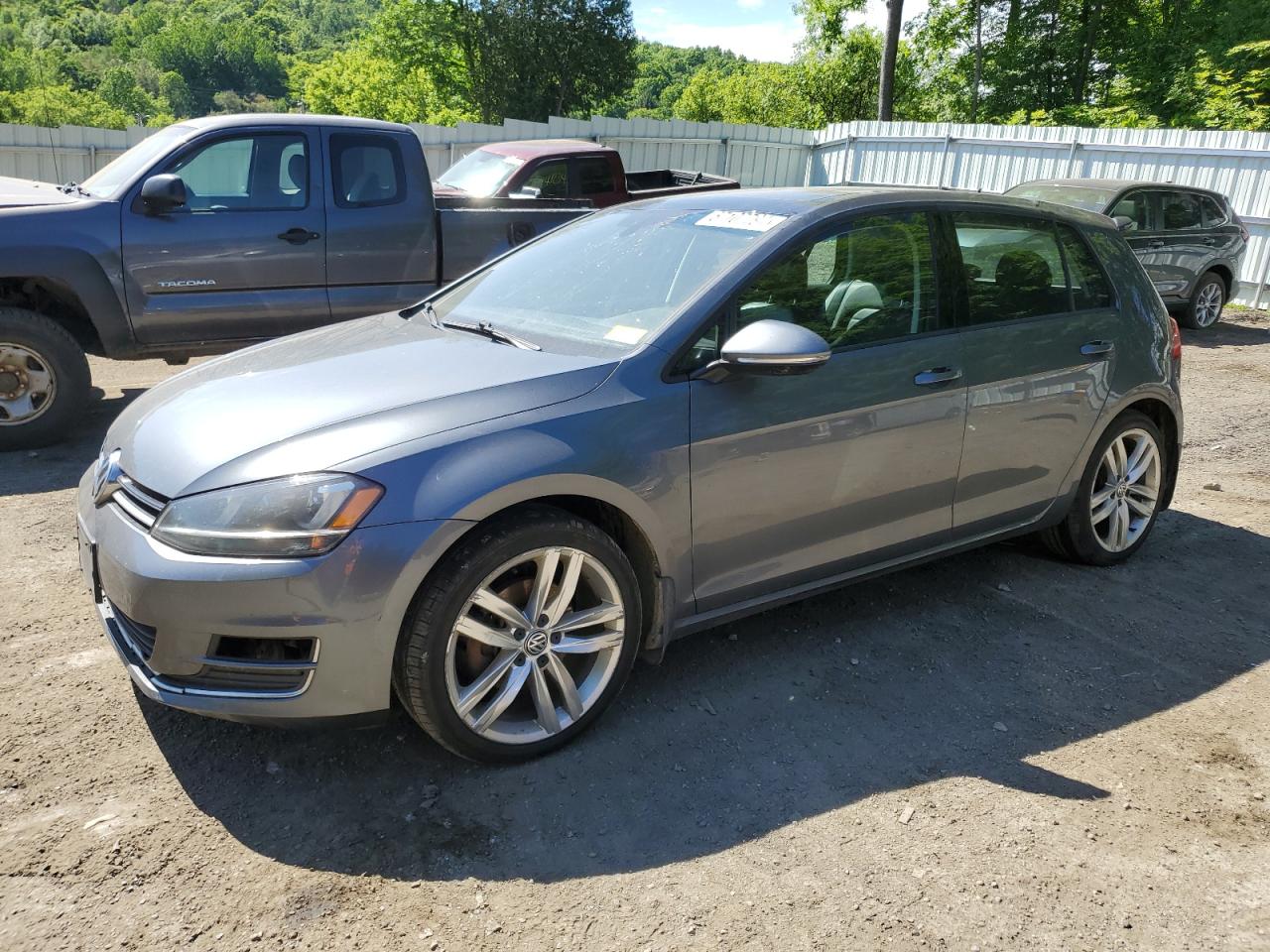 2015 VOLKSWAGEN GOLF