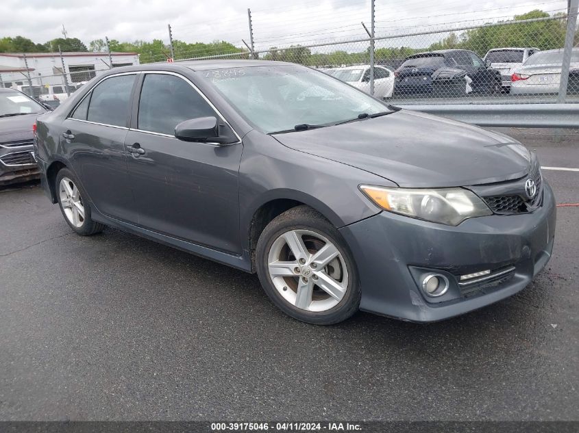 2013 TOYOTA CAMRY SE