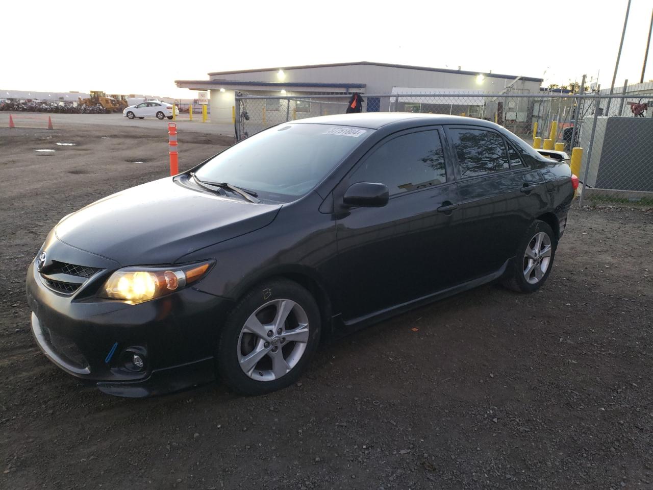 2013 TOYOTA COROLLA BASE