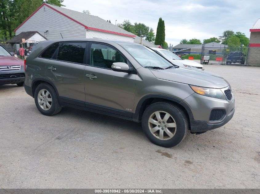 2013 KIA SORENTO LX