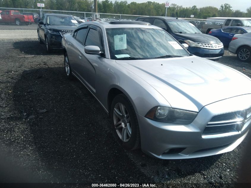 2011 DODGE CHARGER