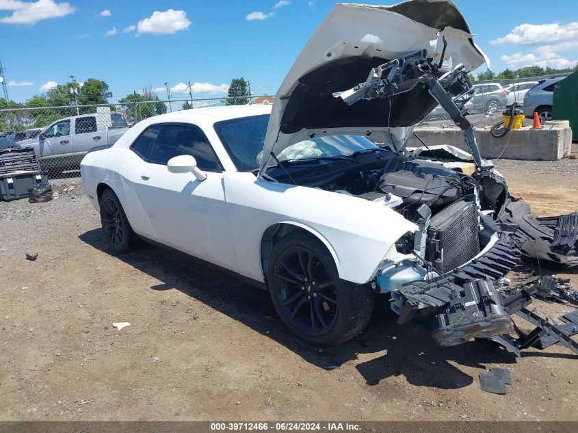 2018 DODGE CHALLENGER SXT