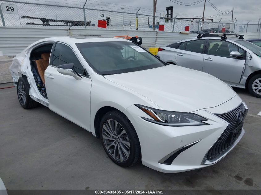 2021 LEXUS ES 300H