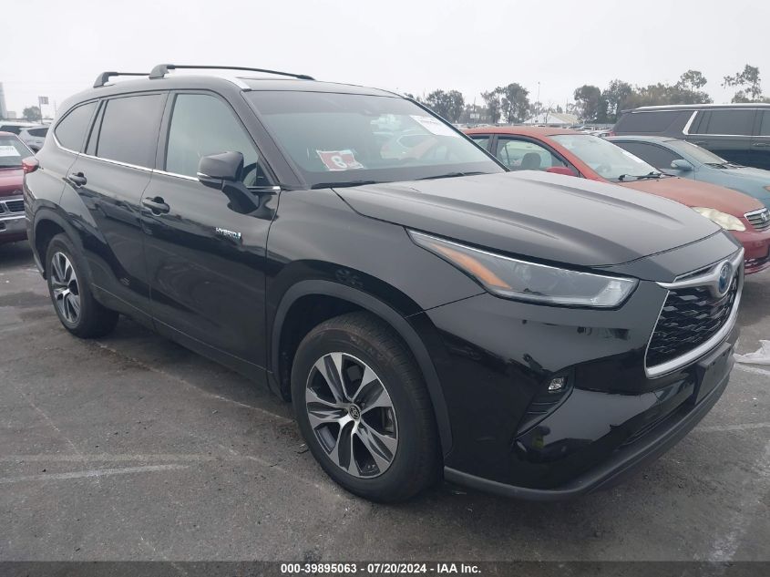 2021 TOYOTA HIGHLANDER HYBRID XLE