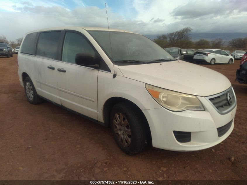 2010 VOLKSWAGEN ROUTAN S