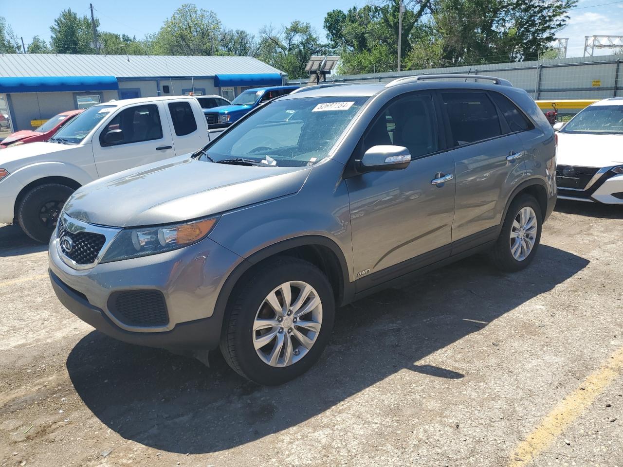 2011 KIA SORENTO BASE