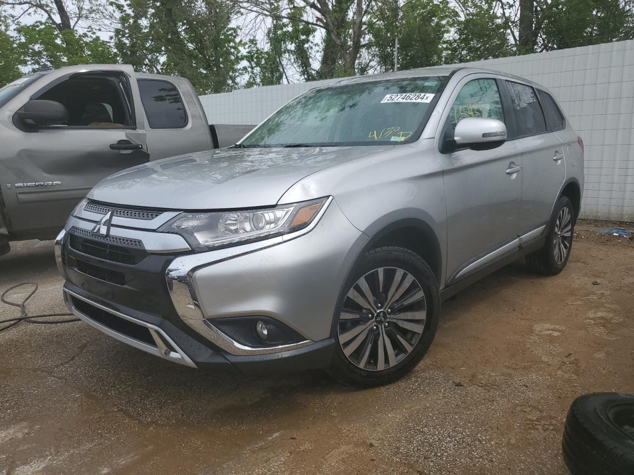 2019 MITSUBISHI OUTLANDER SE