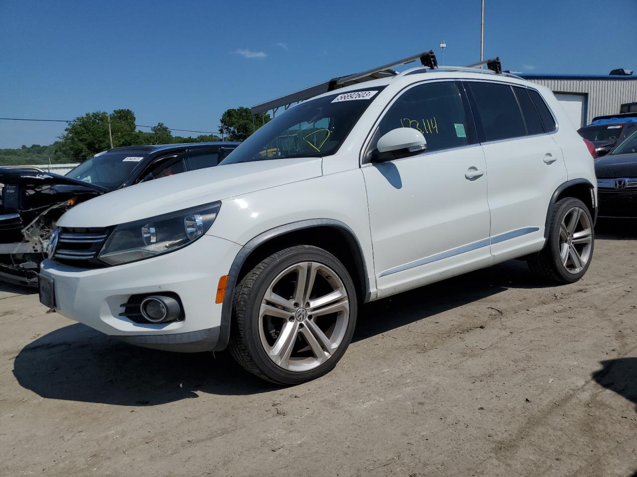 2016 VOLKSWAGEN TIGUAN S