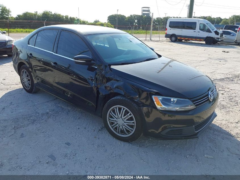 2013 VOLKSWAGEN JETTA 2.5L SE