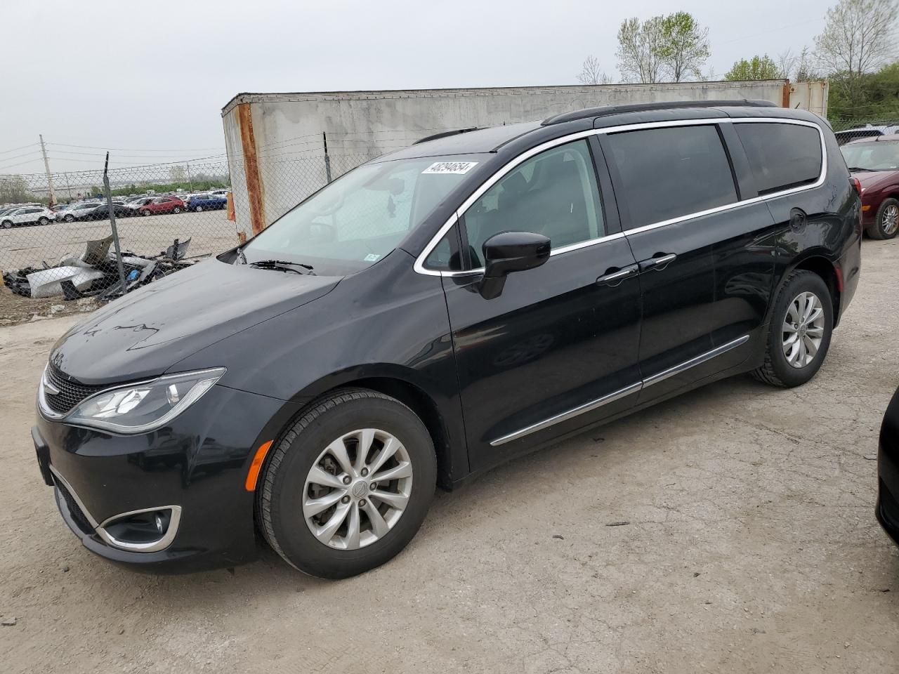 2017 CHRYSLER PACIFICA TOURING L