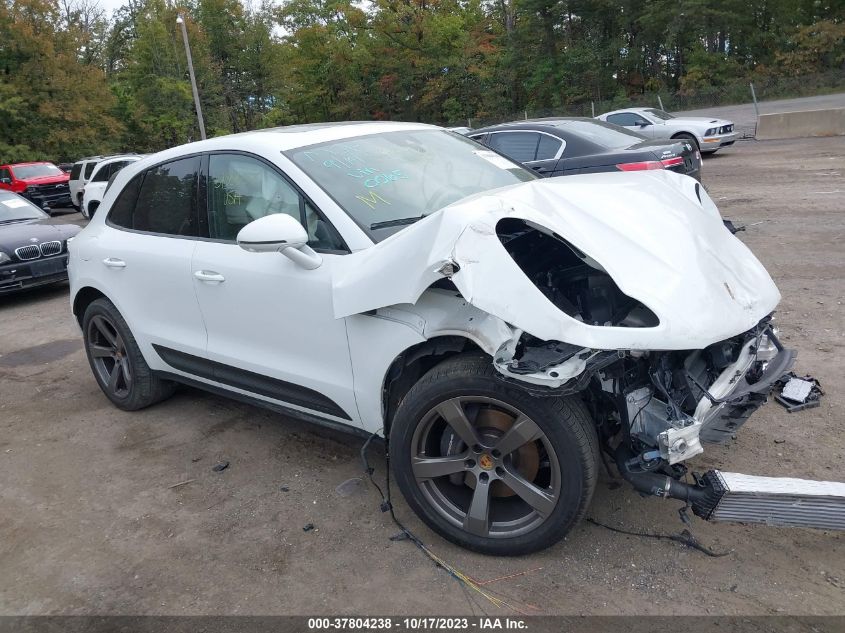 2022 PORSCHE MACAN