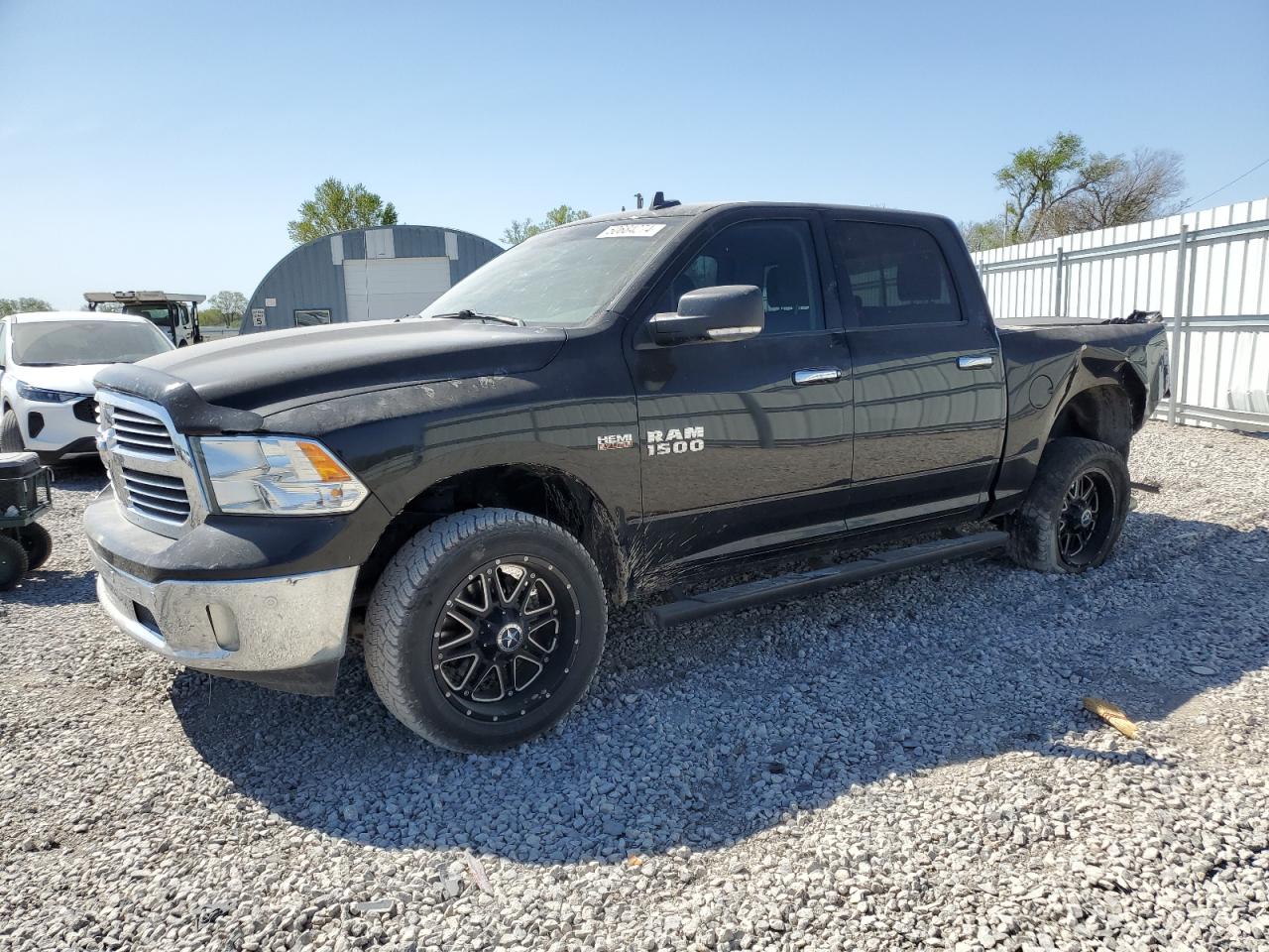 2018 RAM 1500 SLT